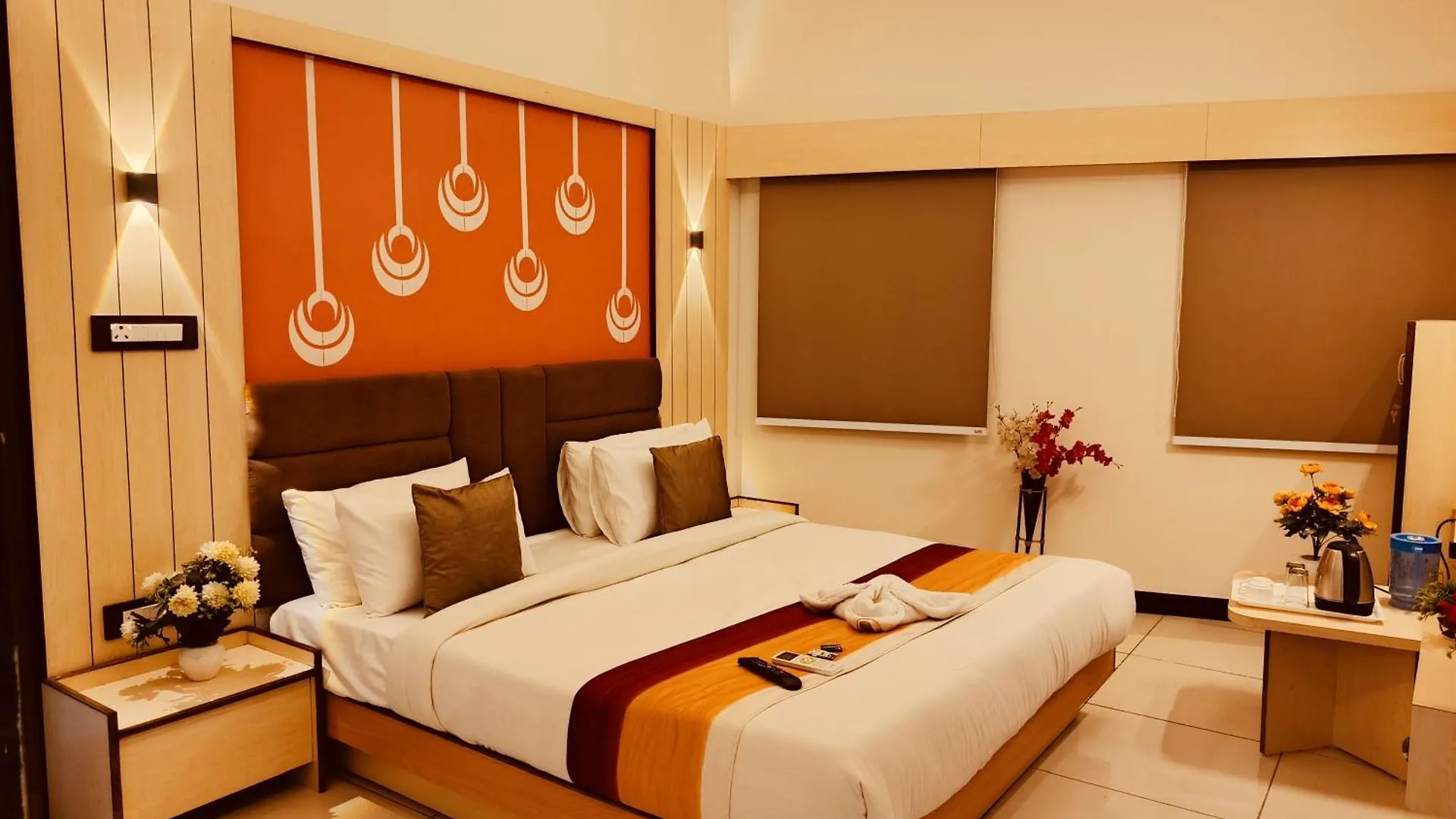 ***  Hotel Sun Palace Udaipur India