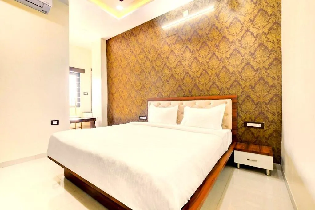 Hotel Sun Palace Udaipur 3*,